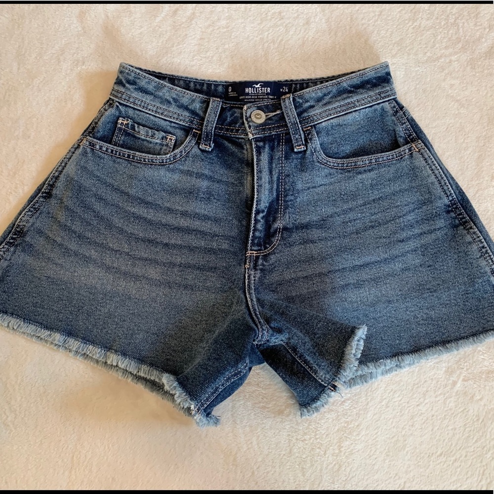 NWT Hollister Curvy High Rise Vintage Shorts